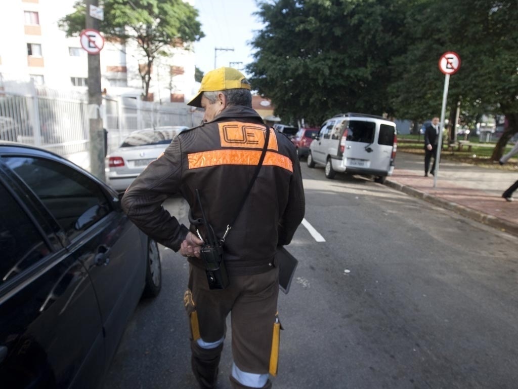 Entenda como motoristas serão cobrados para estacionar nas ruas de Cuiabá