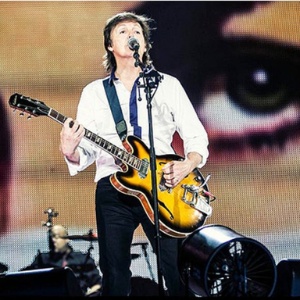 Paul McCartney defende apresentação polêmica de Miley Cyrus no VMA - Divulgação	