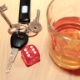 Mídia indoor, Bebida, chave, chaveiro, direção, trânsito, bebida, lei seca, motorista, acidente, álcool, automóvel, carro, cerveja, comemorar, morte, bêbado, beber, estrada, feriado, ilegal, prisão, polícia, estrada, veículo, responsabilidade, uísque - Shutterstock