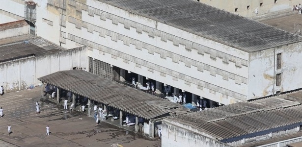Imagem aérea do Centro de Internamento e Reeducação, um dos que fazem parte do Complexo Penitenciário da Papuda - Sergio Lima - 21.nov.2013/Folhapress