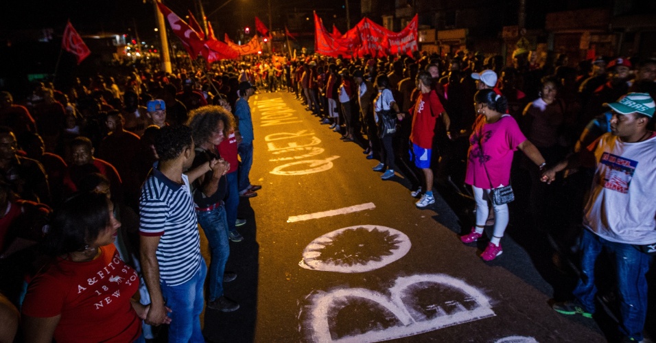 Imagens do dia 10 de janeiro de 2014 Fotos UOL Notícias Historia Do Artesanato Baiano ~ Imagens do dia 10 de janeiro de 2014 Fotos UOL Notícias