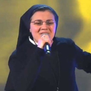 Irmã cristina, freira italiana, vira sensação no 'The Voice' - Reprodução - Reprodução