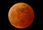 Eclipse da Superlua é visto pelo mundo - Tatyana Zenkovich/EFE/EPA