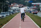 Ciclistas não usam buzina e capacete e avançam sinal, revela pesquisa - Bruno Poletti/Folhapress