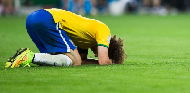Zagueiro David Luiz lamenta derrota do Brasil contra a Alemanha, pela semifinal da Copa - Danilo Verpa/Folhapress