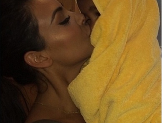Kim Kardashian revelou que a filha North West, de 1 ano, começou a andar
