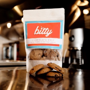 Biscoitos da marca Bitty, feitos com farinha de grilo - Divulgação/bitty.myshopify.com
