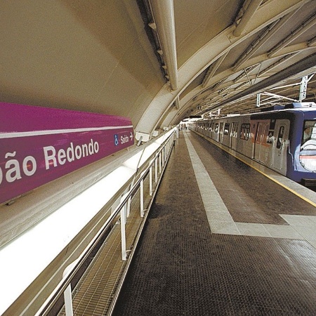 Estação Capão Redondo da linha-5 do Metrô - Eduardo Knapp/Folhapress