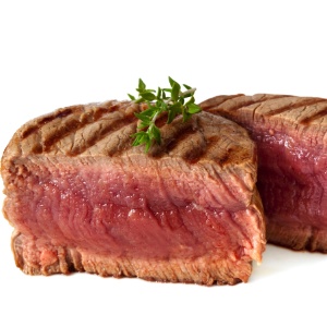 Calculadora verifica quanto de carne uma pessoa consumiria durante um ano - Getty Images