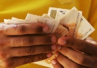 Você ganha o que merece hoje? Veja o passo a passo de como fazer dinheiro - Alex Almeida/Folha Imagem