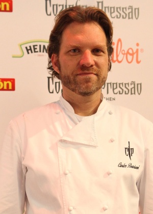 Chef arlos Bertolazzi comanda o "Cozinha Sob Pressão", no SBT - Leonardo Nones/Divulgação