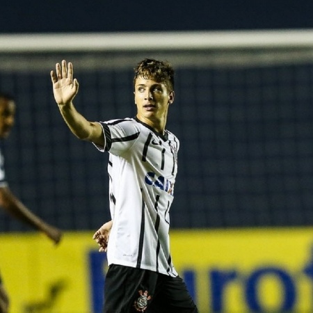 Matheus Cassini, destaque do Corinthians na Copa São Paulo de 2015, se aposentou