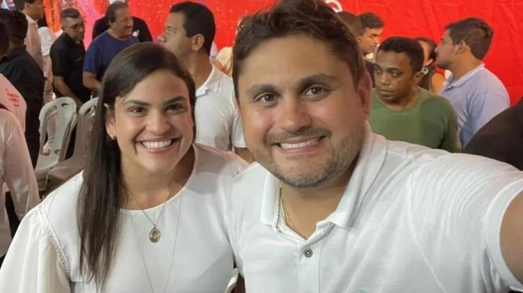Luanna Rezende, prefeita de Vitorino Freire (MA), com o irmão Juscelino Filho