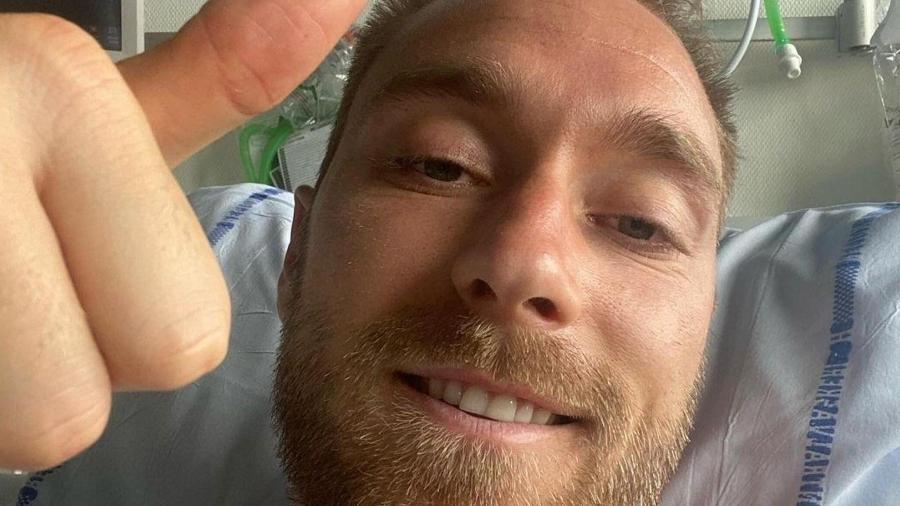 Eriksen publicou foto sorrindo em cama de hospital - Reprodução/Instagram