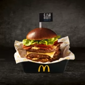 McDonald's reduz ainda mais o preço dos Clássicos do Dia; veja a lista dos  sanduíches