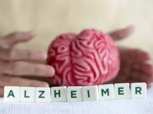 Cafeína protege contra o Alzheimer? E em qual quantidade?