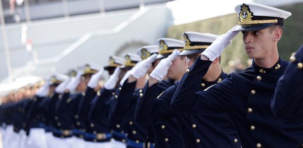 Justiça nega pedido do MPF para suspender concursos da Marinha por cotas