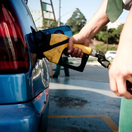 Em São Paulo, Minas Gerais, Mato Grosso e Goiás, etanol é mais vantajoso que gasolina - Alessandro Shinoda/Folhapress