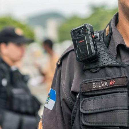 Policial utiliza câmera corporal - Divulgação/PMERJ