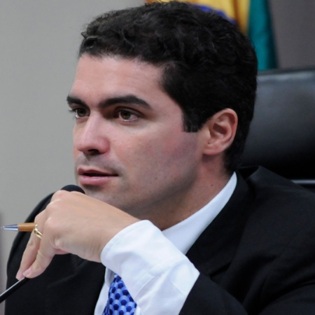 O deputado mineiro Newton Cardoso Jr (MDB) tem seis passaportes diplomáticos para a família - Lucio Bernardo Jr - Câmara dos Deputados - abr.2016 - Lucio Bernardo Jr - Câmara dos Deputados - abr.2016