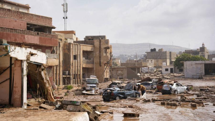 Parte da cidade de Derna, no leste da Líbia, atingida por enchentes que deixaram centenas de mortos