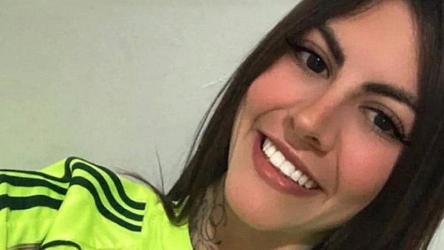 Gabriela Anelli, 23, torcedora do Palmeiras morta em confusão antes do clássico contra o Flamengo no sábado (8)   - Reprodução/Redes sociais