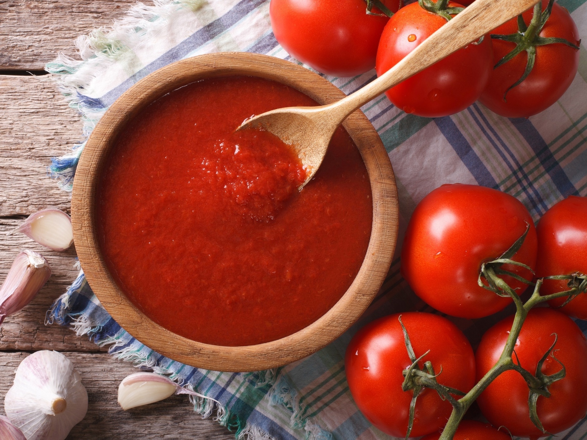 Como fazer extrato de tomate caseiro tudo gostoso