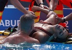 Bia e Branca dizem que 'não é comum' atleta desmaiar na piscina