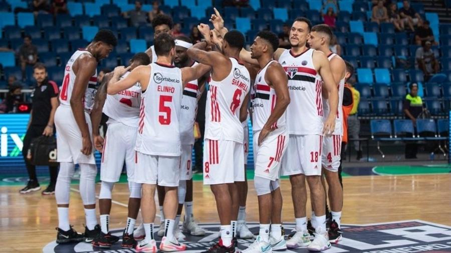 Técnico da equipe de basquete do São Paulo comenta sobre