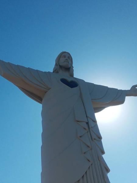 Estátua do Cristo Protetor fica de braços abertos para cidade gaúcha de Encantado Estátua do Cristo Protetor fica de braços abertos para cidade gaúcha de Encantado