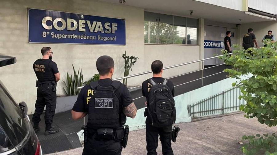 Codevasf e a polícia: convivência constante Codevasf e a polícia: convivência constante