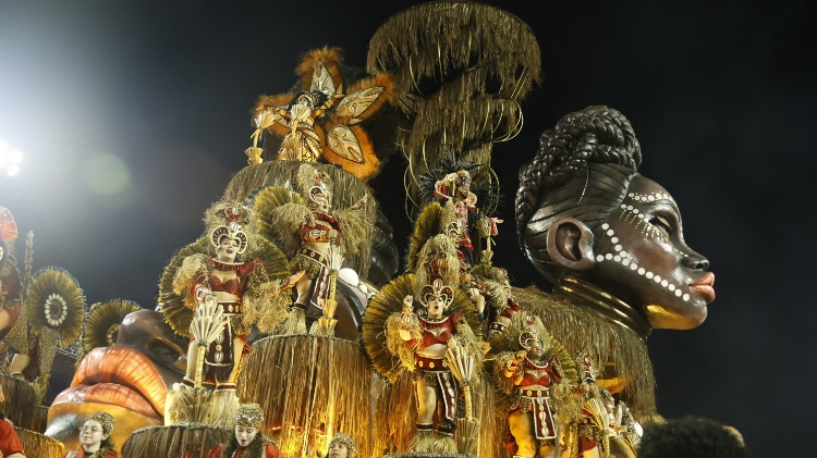 Alegoria da Dragões da Real, vice-campeã do Grupo Especial, no Desfile das Campeãs do Carnaval de São Paulo de 2024