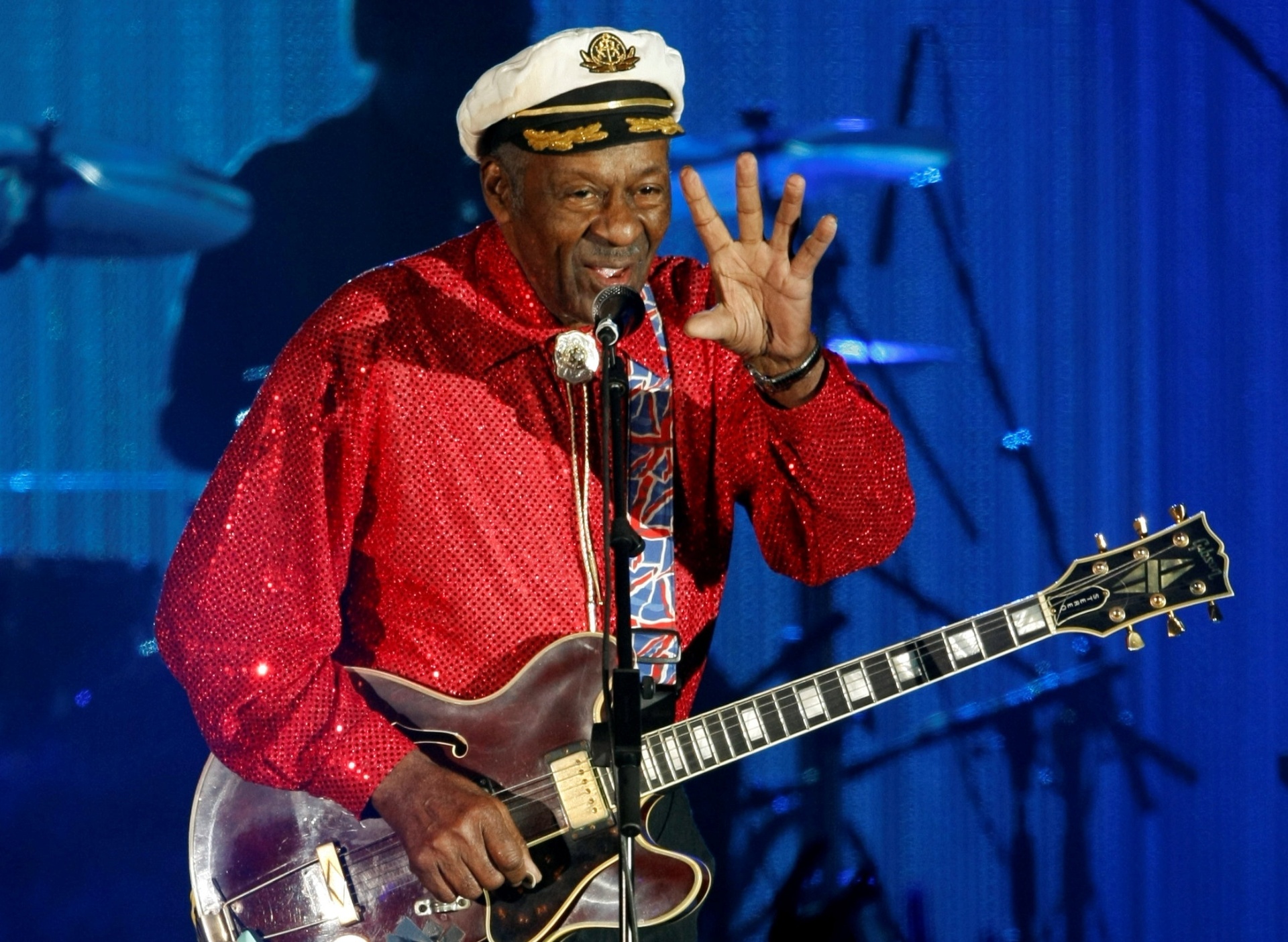 Lenda do rock, cantor, compositor e guitarrista Chuck Berry é achado morto aos 90 anos nos EUA - Reuters