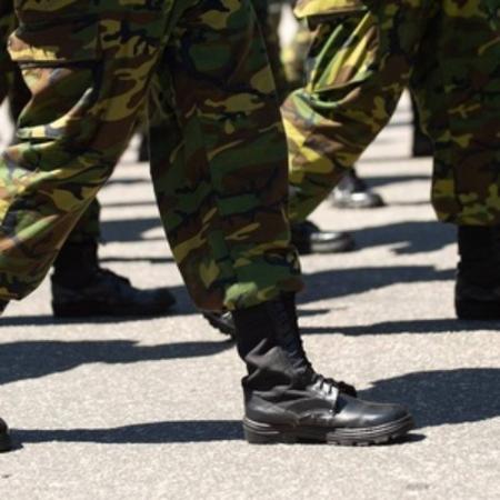 Militar em marcha