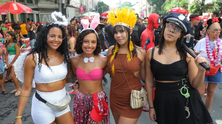 Meninas no Bloco Chora Me Liga no RJ