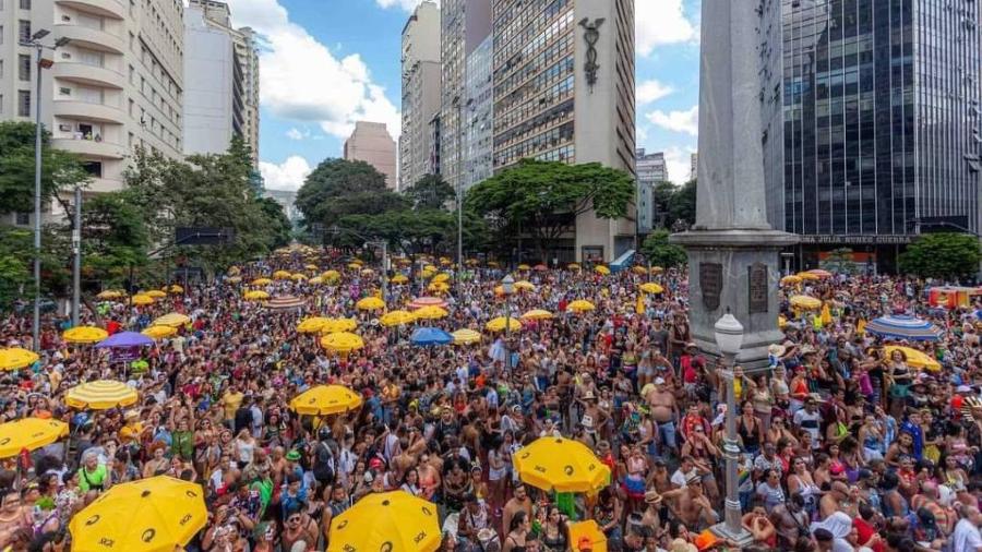 Desfile do Bloco Faraó, no último carnaval antes da pandemia, em 2020, na Praça Sete, região central de Belo Horizonte - Bloco Faraó/Divulgação