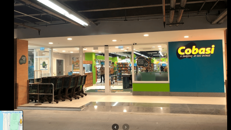 Fachada de loja da Cobasi no Shopping Praia de Belas em Porto Alegre tirada em julho de 2018