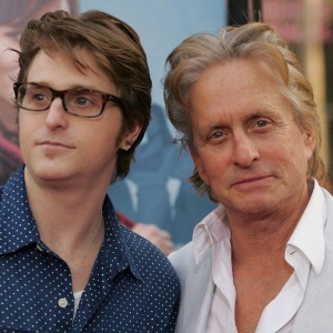 O ator Michael Douglas com seu filho mais velho, Cameron Douglas - Brainpix - Brainpix