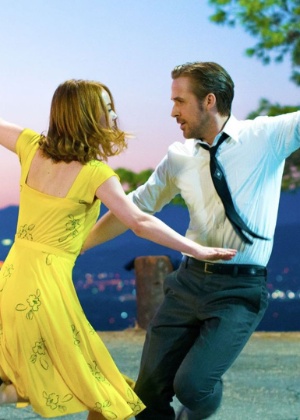 Ryan Gosling e Emma Stone em cena do filme "La La Land" - Divulgação