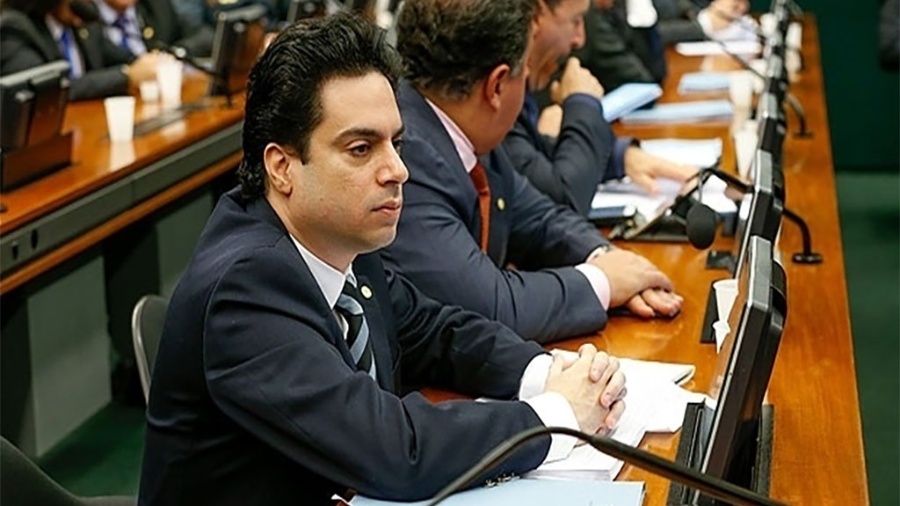 O deputado licenciado Vinícius Gurgel (PL-AP) será investigado por suspeita de crimes de corrupção passiva e lavagem de dinheiro - Pedro Ladeira - 3.nov.2015/Folhapress