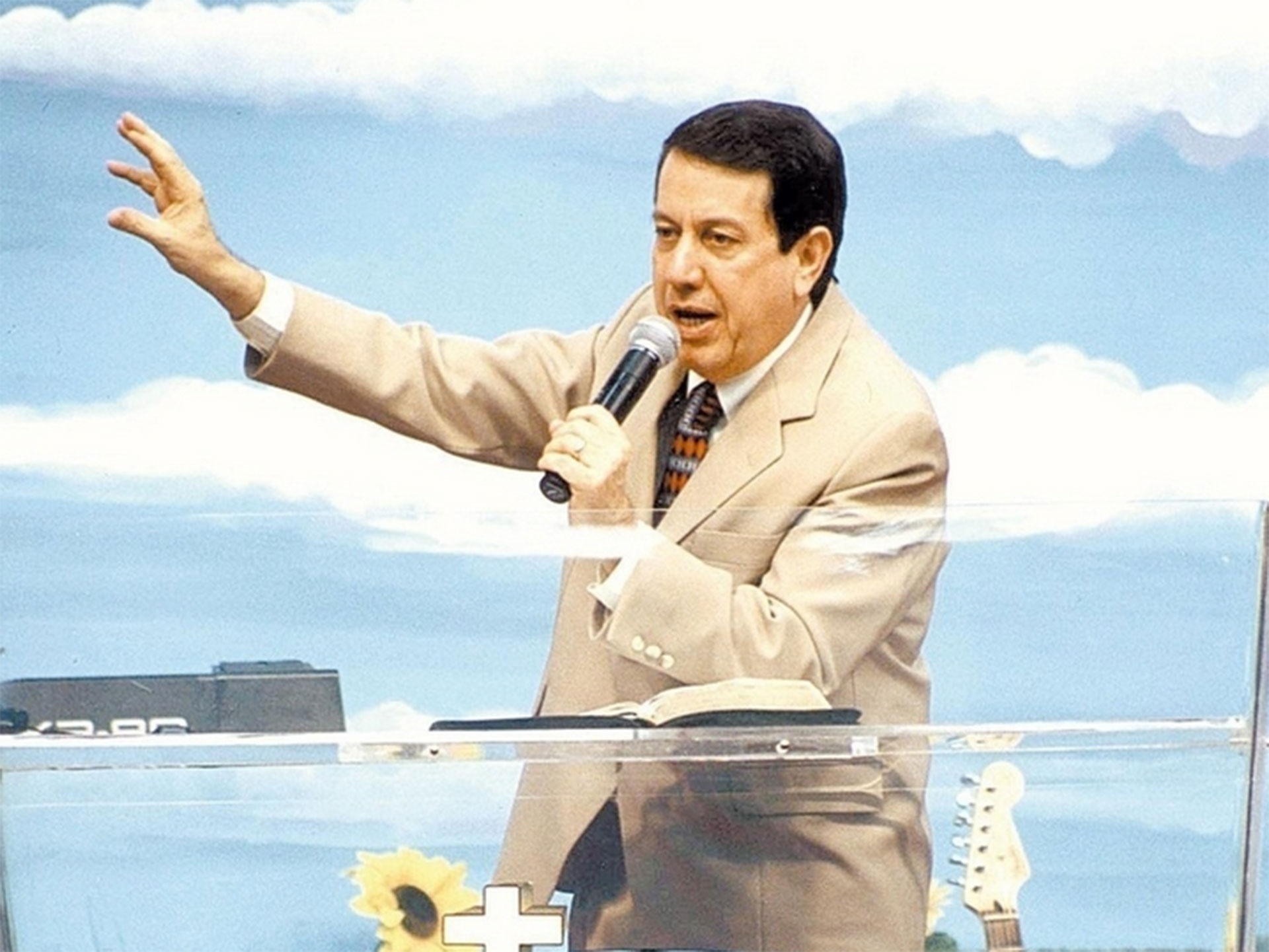 Rr Soares Justica Anula Passaporte Diplomatico Do Pastor E De Sua Mulher