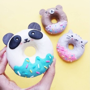 Os donuts com formatos de animais feito pela confeiteira Vickie Liu - Divulgação/Instagra/vickiee_yo