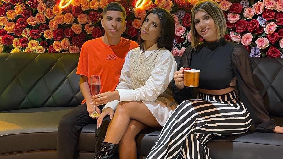 A empresaria Jane Costa com os filhos Bruno e Fernanda envenenados pela madrasta em Realengo - Reprodução/ Instagram