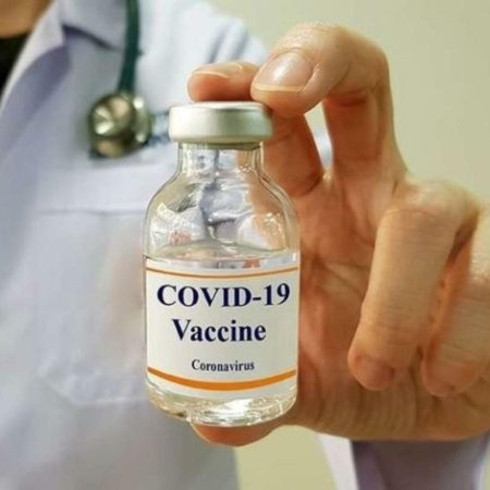 Caberá à OMS "coordenar e arbitrar" a corrida pela vacina contra a covid-19 - Getty Images