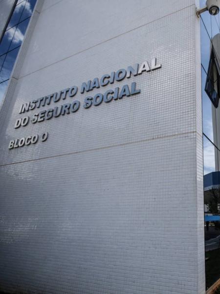 Fachada do prédio do INSS em Brasília Fachada do prédio do INSS em Brasília