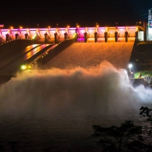 Em outubro, a hidrelétrica de Itaipu já havia aberto as comportas por três dias - Alexandre Marchetti/Itaipu Binacional