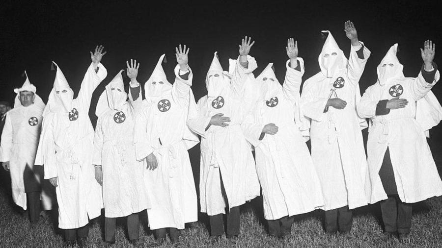 Membros da Ku Klux Klan - Getty Images
