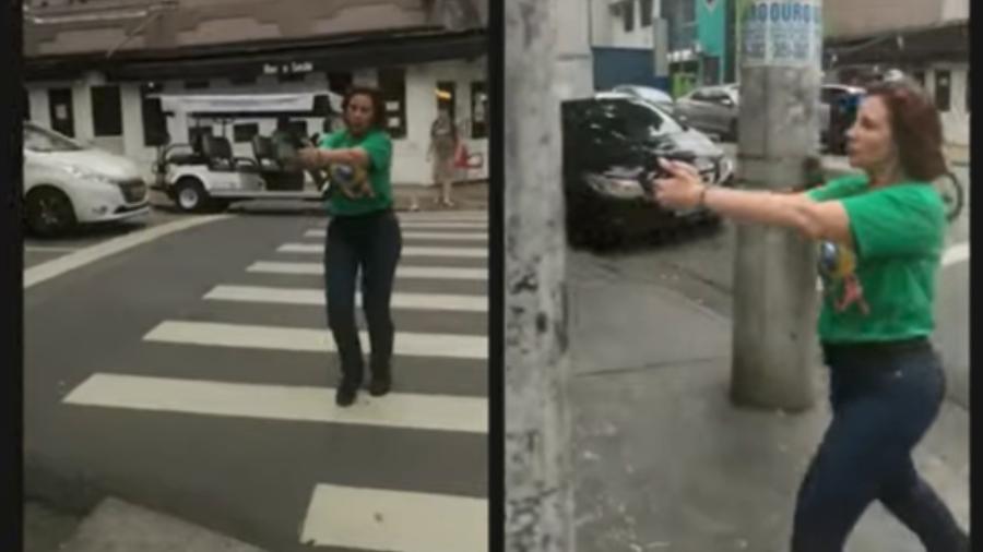 Carla Zambelli aponta arma para pessoa no meio da rua em São Paulo  - Reprodução/Redes Sociais