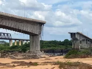 Ministro anuncia R$ 100 mi para reconstruir ponte que caiu entre TO e MA