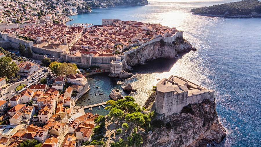 Vista aérea da fortaleza de São Lourenço, na cidade velha de Dubrovnik - Getty Images